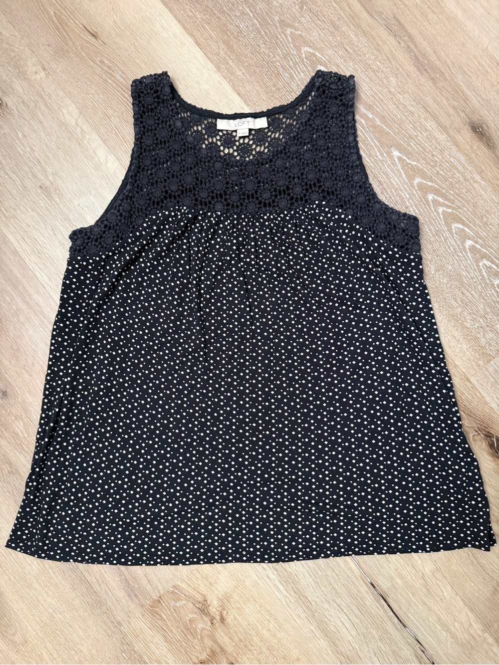 LOFT Navy Crochet Yoke Polka Dot Sleeveless Top Size M